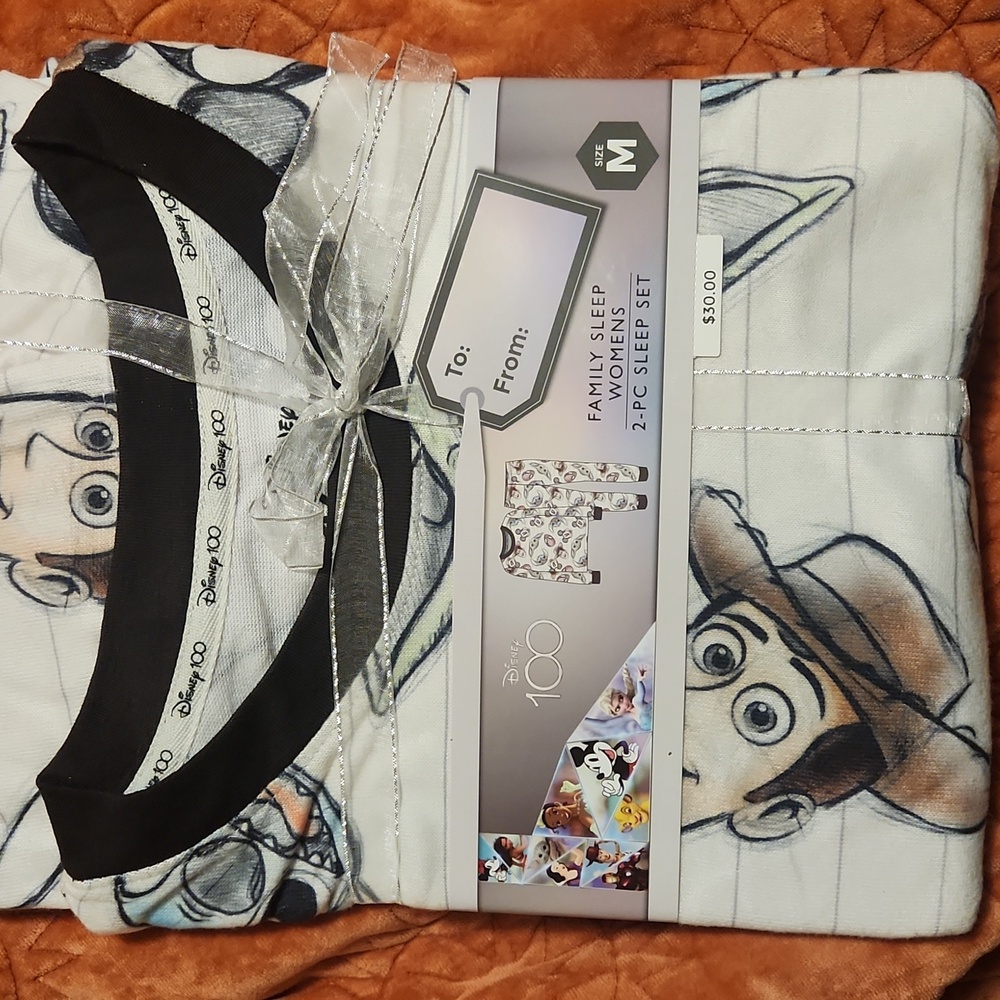 Disney pj set!